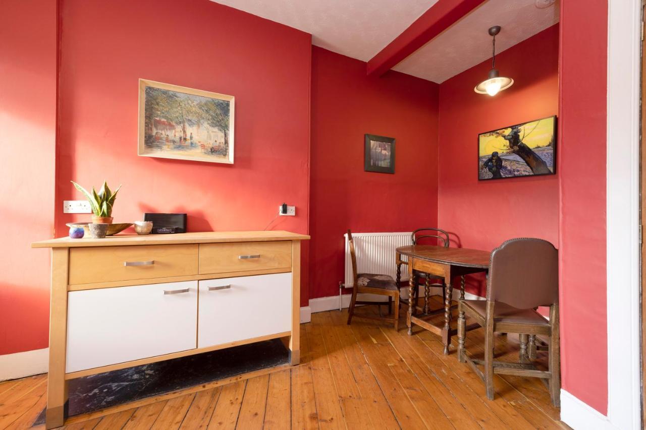 Joivy Old Town 1-Bed Apartment With Stunning Views EDI Exterior foto